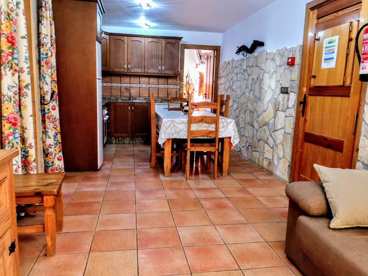 Гостевой дом Complejo Rural Sol De Таберно Экстерьер фото